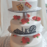 Hochzeitstorte mit Skyline