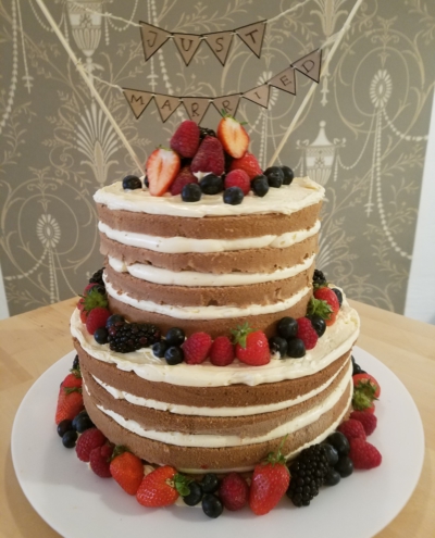 Naked cake